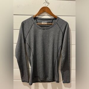 COLUMBIA Gray & black sweater size M